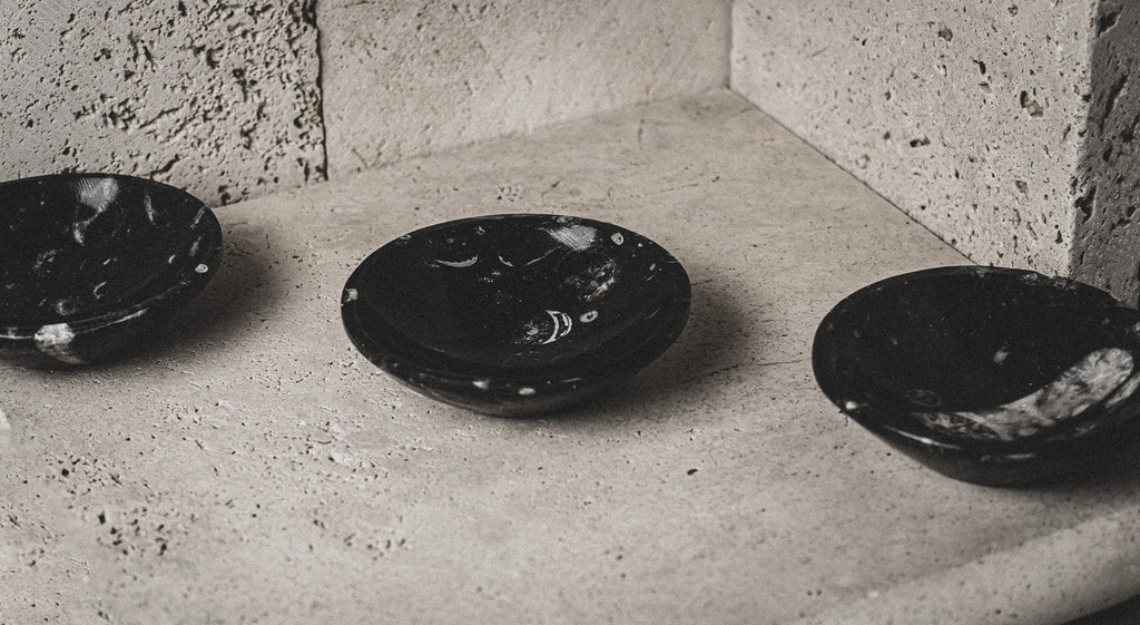 Moroccan Onyx Black Plate