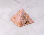 Peruvian Rhodonite Pyramid – 138 g