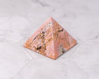 Peruvian Rhodonite Pyramid – 138 g