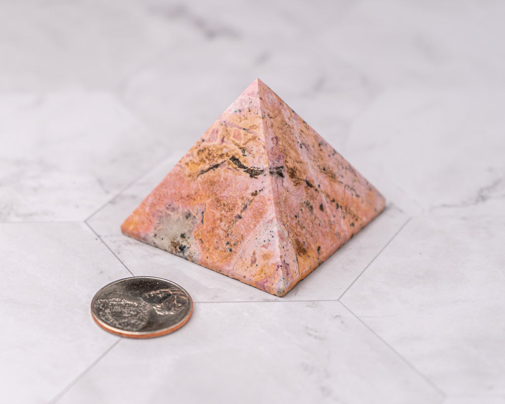 Peruvian Rhodonite Pyramid – 138 g
