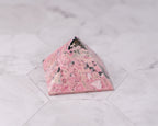 Peruvian Rhodonite Pyramid – 124 g