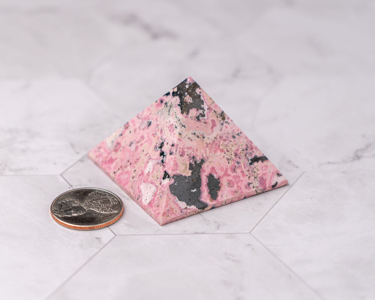 Peruvian Rhodonite Pyramid – 124 g