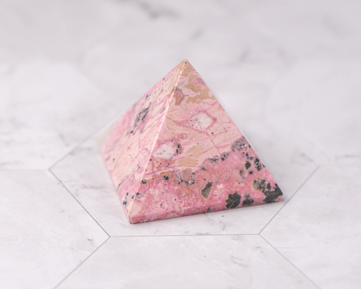 Peruvian Rhodonite Pyramid – 123 g