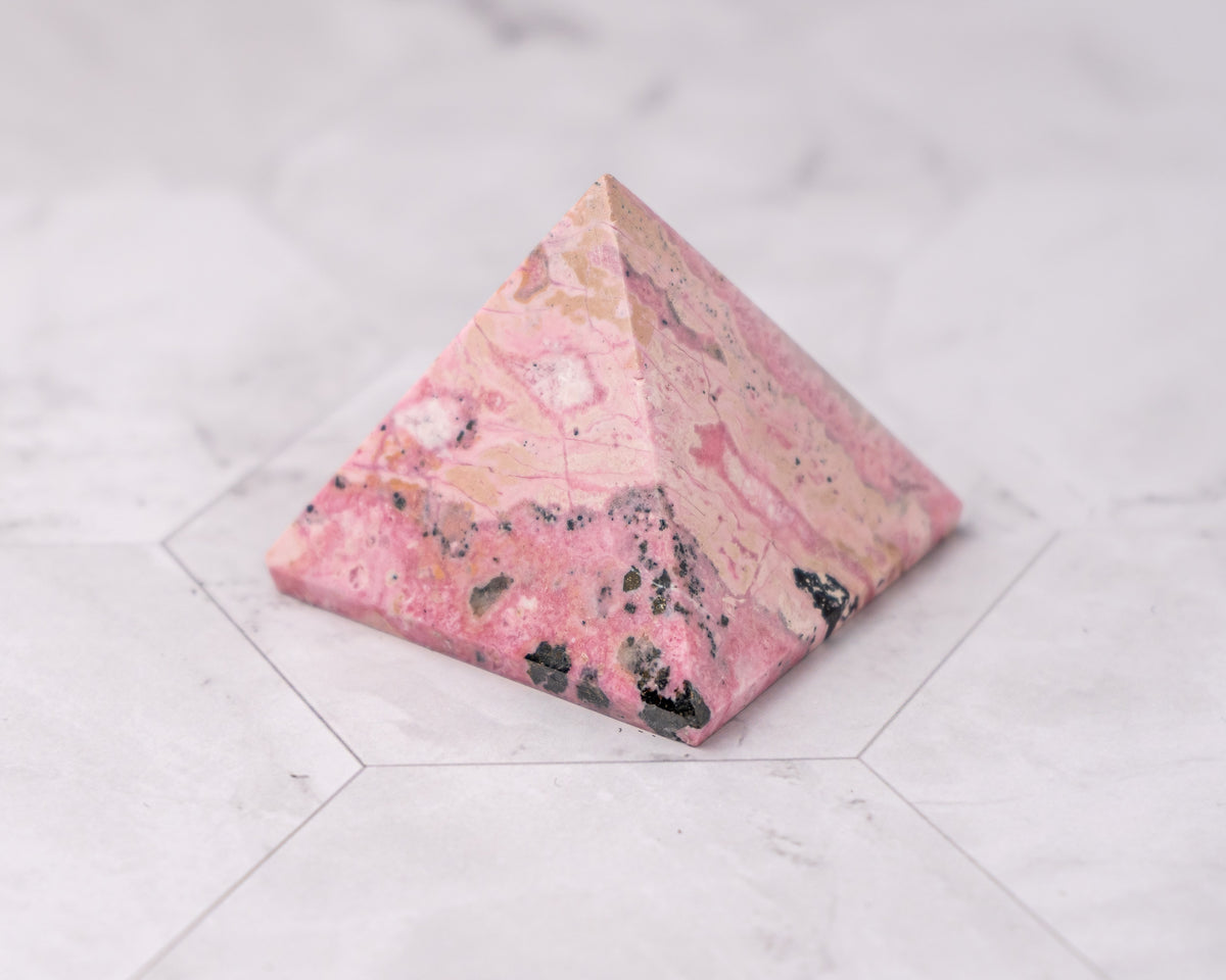 Peruvian Rhodonite Pyramid – 123 g