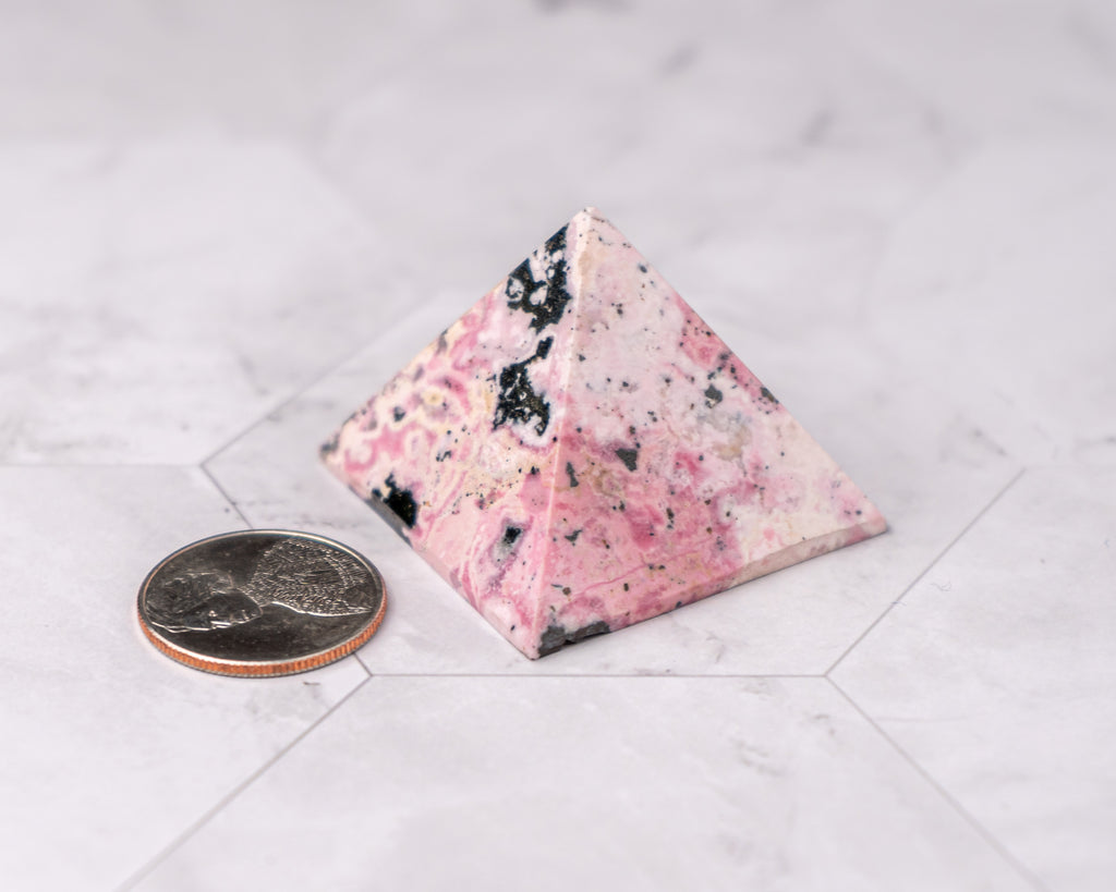 Peruvian Rhodonite Pyramid – 78 g