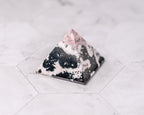 Peruvian Rhodonite Pyramid – 78 g