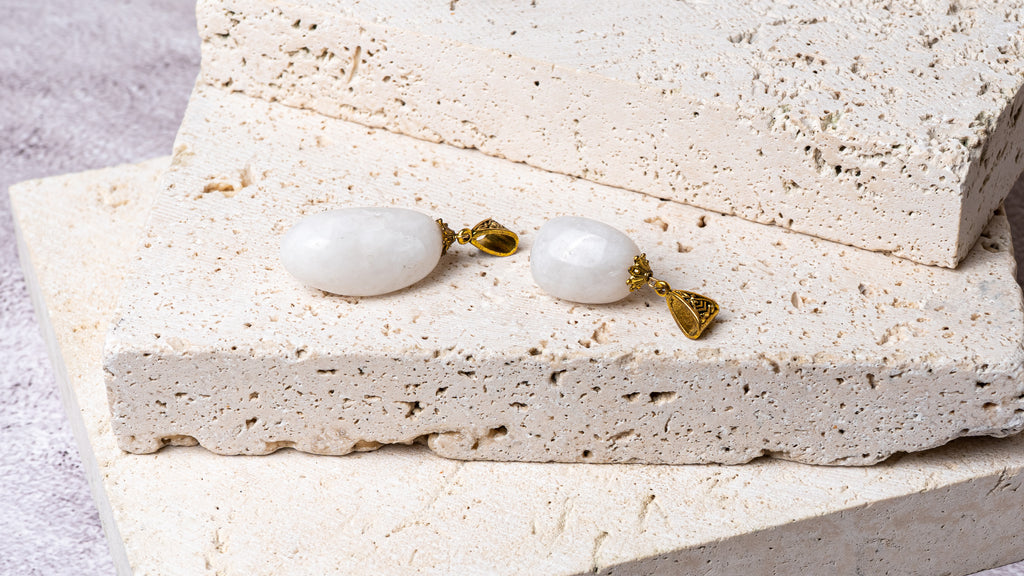 White Agate Tumble Pendant